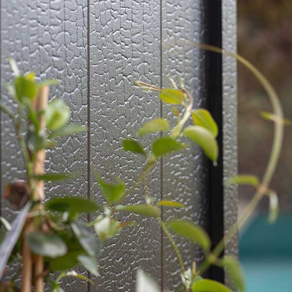 Bardage en bois brûlé