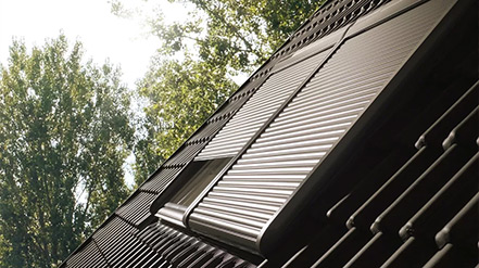 Volets roulants rigides VELUX